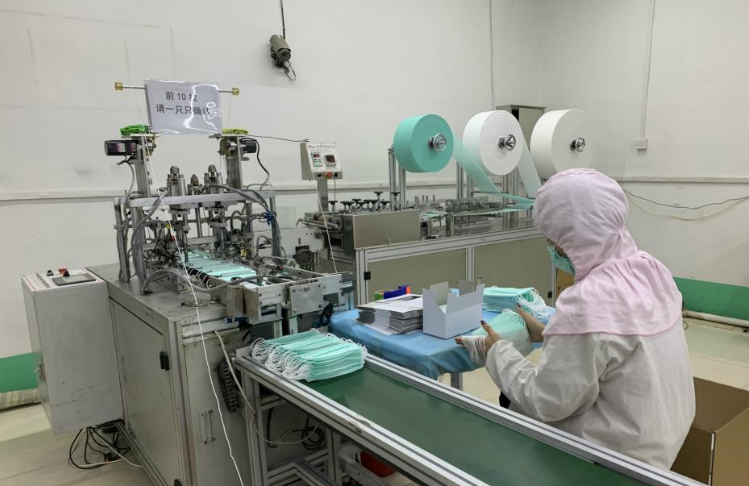 跨界抗疫 富士康转产口罩与医护人员防护用品零售的深度解析